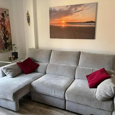 Somo&pet Apartamento A 300 Metros De La Playa. *